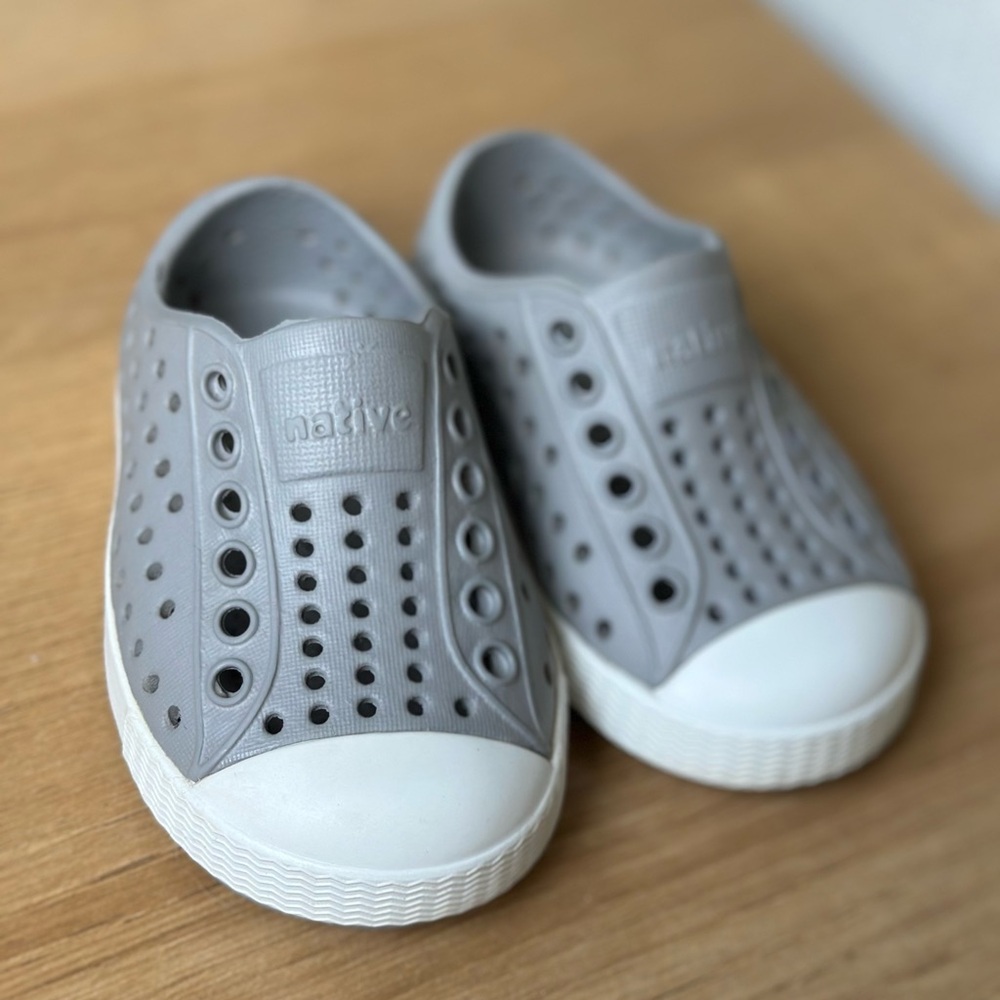 Native Toddler Gray Slip-On Shoes like new